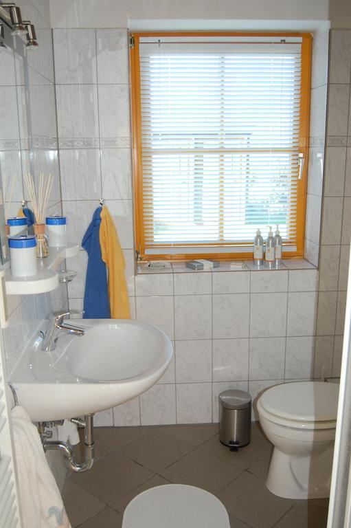 Ferienwohnung Sonnenschein Шьонбергер Щранд Екстериор снимка